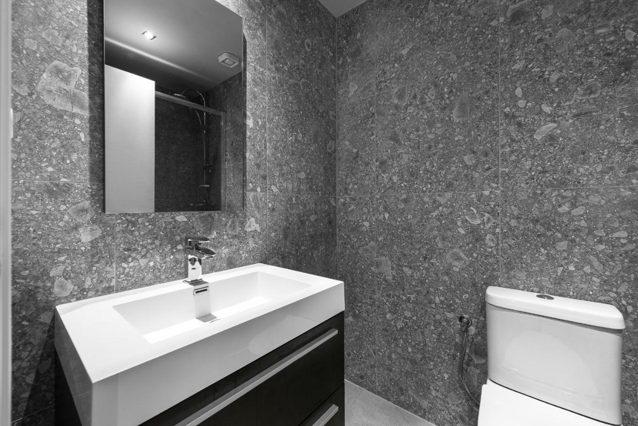 סלוניקי Upper Floor, The Luxury Suites מראה חיצוני תמונה