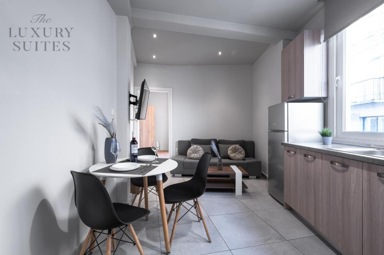 סלוניקי Upper Floor, The Luxury Suites מראה חיצוני תמונה