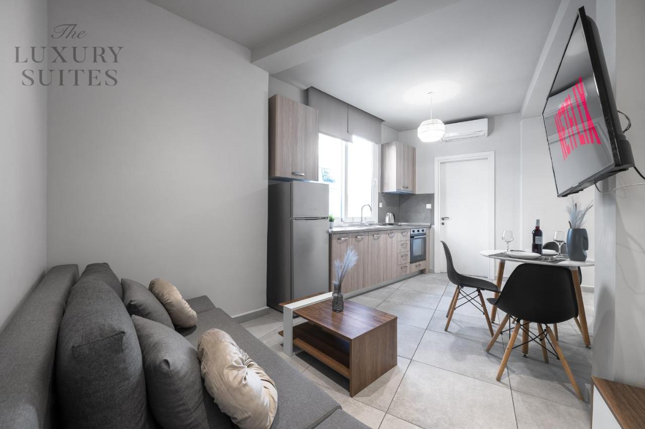 סלוניקי Upper Floor, The Luxury Suites מראה חיצוני תמונה