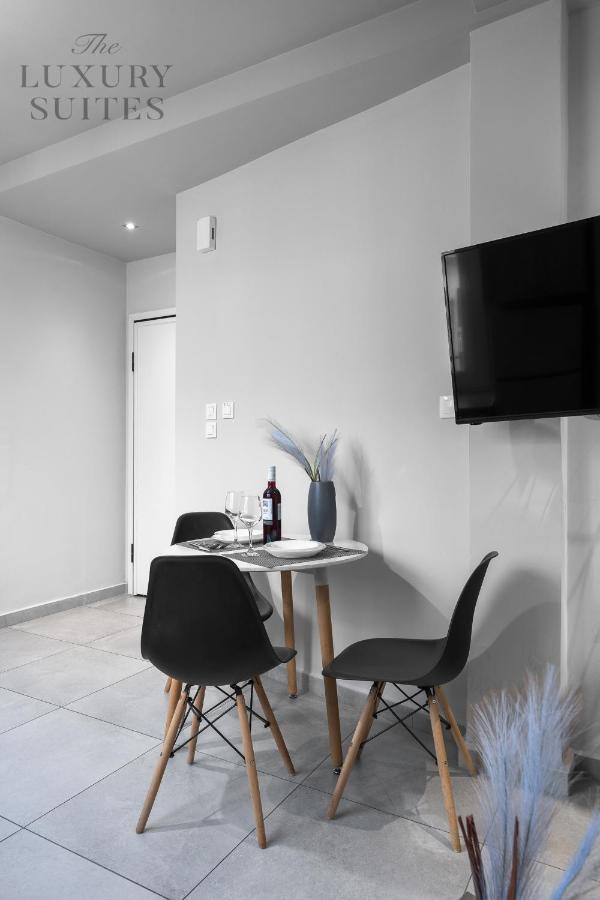 סלוניקי Upper Floor, The Luxury Suites מראה חיצוני תמונה