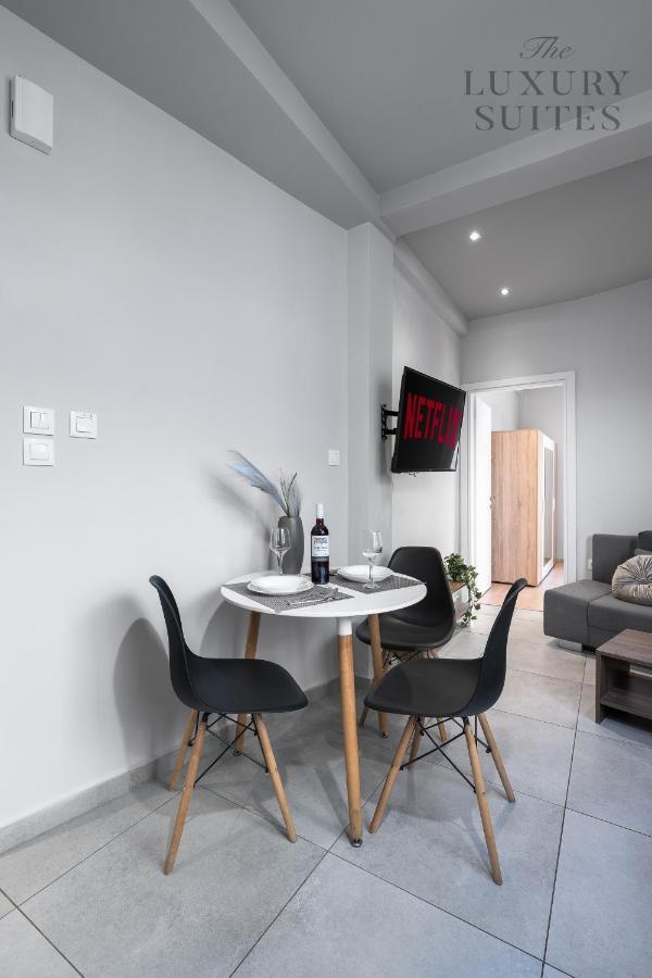 סלוניקי Upper Floor, The Luxury Suites מראה חיצוני תמונה
