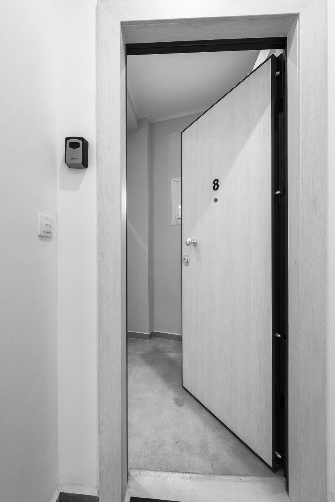 סלוניקי Upper Floor, The Luxury Suites מראה חיצוני תמונה