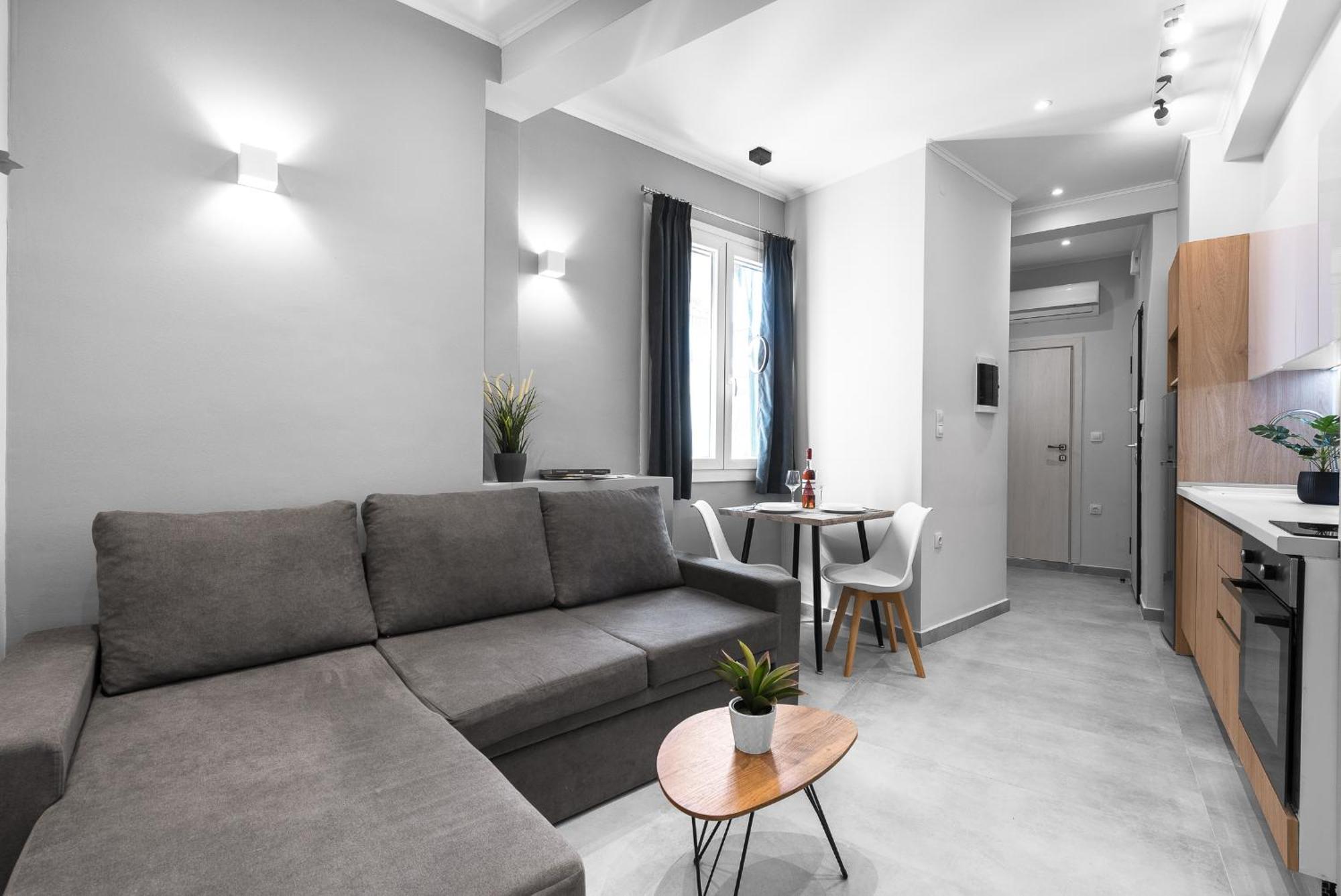 סלוניקי Upper Floor, The Luxury Suites מראה חיצוני תמונה